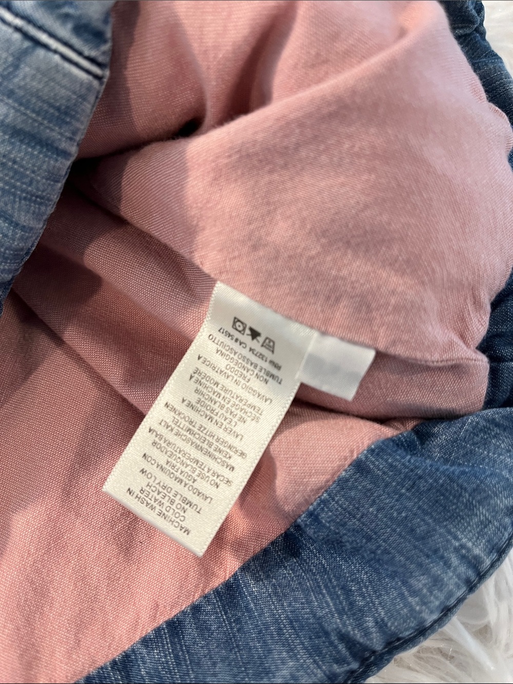 Cloth & Stone Chambray Puffer Vest medium - Picture 8 of 10